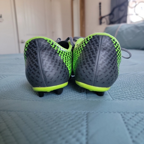 🔥5 FLR $25🔥UNDER ARMOUR UA CF Force HG JR Soccer Cleats Youth - Picture 7 of 9